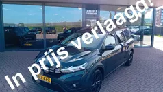 Zwart Gebruikt 2023 Dacia Jogger Extreme MPV | € 19.995 (Eerlijke prijs)