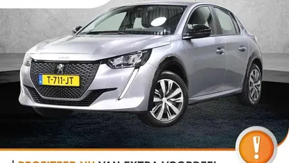 Grijs Gebruikt 2023 Peugeot e-208 Active Hatchback | € 17.425 (Eerlijke prijs)