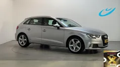 Grijs Gebruikt 2019 Audi A3 Sportback Sport Hatchback | € 19.450 (Eerlijke prijs)