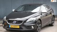Gebruikt 2015 Volvo V40 Business Edition Stationwagen | € 6.950 (Eerlijke prijs)