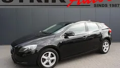Gebruikt 2015 Volvo V40 Business Edition Stationwagen | € 5.489 (Eerlijke prijs)