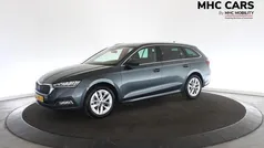 Grijs Gebruikt 2021 Skoda Octavia Business Line Stationwagen | € 16.300 (Goede deal)