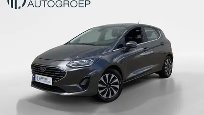 Grijs Gebruikt 2023 Ford Fiesta Titanium Hatchback | € 17.245 (Eerlijke prijs)
