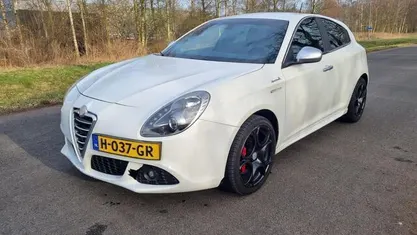 Gebruikt 2013 Alfa Romeo Giulietta Distinctive Hatchback | € 3.950 (Goede deal)