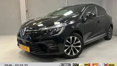 Gebruikt 2023 Renault Clio V Techno Hatchback | € 16.945 (Eerlijke prijs)