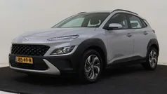 Grijs, metallic lak Gebruikt 2022 Hyundai Kona Comfort SUV | € 22.725 (Eerlijke prijs)