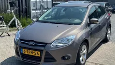Grijs Gebruikt 2011 Ford Focus Titanium Hatchback | € 3.450 (Eerlijke prijs)