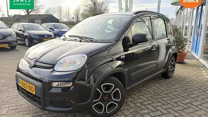 Zwart Gebruikt 2022 Fiat Panda City Life Hatchback | € 12.950 (Eerlijke prijs)