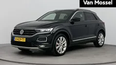 Zwart Gebruikt 2020 VW T-Roc Sport SUV | € 20.900 (Eerlijke prijs)