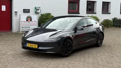 Grijs Gebruikt 2024 Tesla Model 3 RWD Sedan | € 34.400 (Eerlijke prijs)