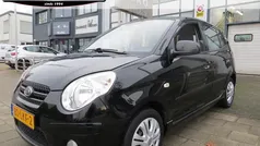 Zwart Gebruikt 2010 Kia Picanto Hatchback | € 2.750 (Eerlijke prijs)