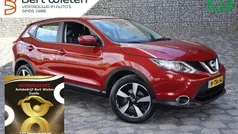 Rood Gebruikt 2015 Nissan Qashqai SUV | € 15.045 (Eerlijke prijs)