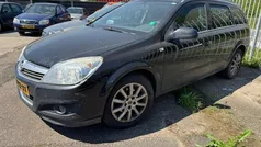 Zwart Gebruikt 2007 Opel Astra Stationwagen | € 650 (Goede deal)