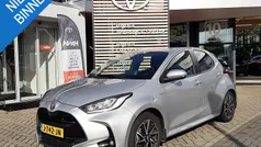 Grijs Gebruikt 2020 Toyota Yaris Hybrid Edition Hatchback | € 19.400 (Goede deal)