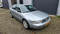 Grijs Gebruikt 1995 Audi A4 Sedan | € 2.450