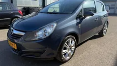 Blauw Gebruikt 2010 Opel Corsa Essentia Hatchback | € 3.250 (Goede deal)
