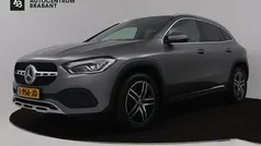 Grijs Gebruikt 2021 Mercedes GLA180 Business SUV | € 26.945 (Super prijs)