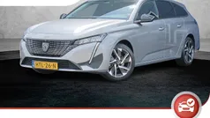Grijs, metallic lak Gebruikt 2023 Peugeot 308 Allure Stationwagen | € 25.425 (Eerlijke prijs)