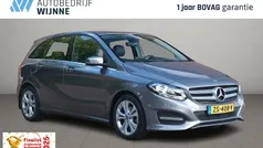 Grijs Gebruikt 2018 Mercedes B180 Ambition MPV | € 18.950 (Goede deal)