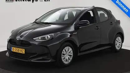 Gebruikt 2021 Toyota Yaris Active Hatchback | € 17.890 (Eerlijke prijs)