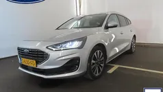 Grijs Gebruikt 2023 Ford Focus Titanium X Stationwagen | € 22.900 (Eerlijke prijs)