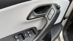 , metallic lak Gebruikt 2012 VW Polo Cross Hatchback | € 7.999 (Eerlijke prijs)