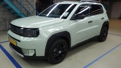 Occasion 2025 Fiat Grande Panda Icon Hatchback | € 25.895 (Eerlijke prijs)