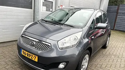 Occasion 2011 Kia Venga Hatchback | € 3.495 (Eerlijke prijs)