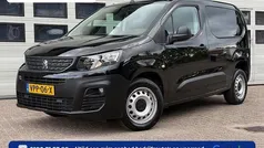 Zwart Gebruikt 2022 Peugeot Partner MPV | € 14.900 (Goede deal)
