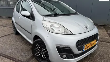 Occasion Peugeot 107 Active 68 PK (50 kW) 2012 Grijs Hatchback