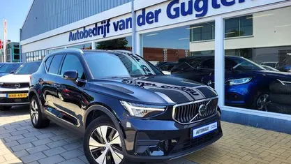 Gebruikt 2022 Volvo XC40 Core SUV | € 34.950 (Eerlijke prijs)