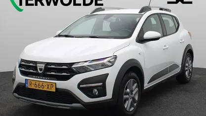 Wit Occasion 2022 Dacia Sandero Comfort Hatchback | € 16.340 (Eerlijke prijs)