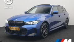 Blauw Gebruikt 2023 BMW 330e M Sport Stationwagen | € 42.430 (Goede deal)