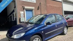 Blauw Gebruikt 2000 Peugeot 206 Hatchback | € 949 (Eerlijke prijs)