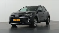Zwart Gebruikt 2024 Kia Stonic SUV | € 23.935 (Eerlijke prijs)