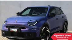 Paars Gebruikt 2025 Abarth 600e Scorpionissima SUV | € 41.450 (Eerlijke prijs)