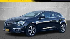 Gebruikt 2017 Renault Mégane IV Bose Edition Hatchback | € 10.950 (Eerlijke prijs)