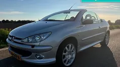 Grijs Gebruikt 2004 Peugeot 206 Cabriolet | € 1.900 (Eerlijke prijs)