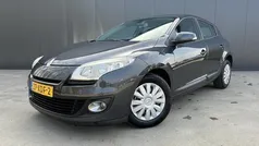 Grijs Gebruikt 2012 Renault Mégane III Expression Hatchback | € 2.950 (Goede deal)
