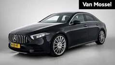 Zwart Gebruikt 2020 Mercedes A220 Premium Sedan | € 26.900 (Eerlijke prijs)
