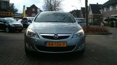 Grijs Gebruikt 2011 Opel Astra Edition Hatchback | € 6.850 (Eerlijke prijs)
