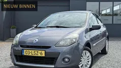 Blauw, metallic lak Gebruikt 2010 Renault Clio II Collection Hatchback | € 2.949 (Eerlijke prijs)