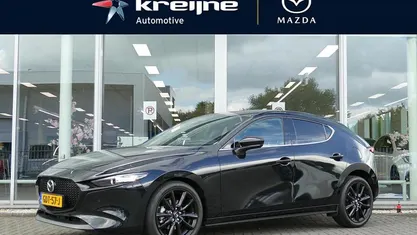 Jet black Occasion 2024 Mazda 3 Nagisa Hatchback | € 33.225 (Eerlijke prijs)