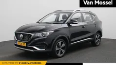 Zwart Gebruikt 2019 MG ZS Luxury Sedan | € 13.495 (Eerlijke prijs)