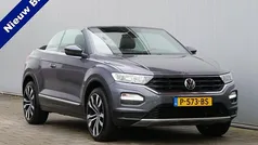 Grijs Gebruikt 2021 VW T-Roc Cabriolet Style Cabriolet | € 25.495 (Eerlijke prijs)