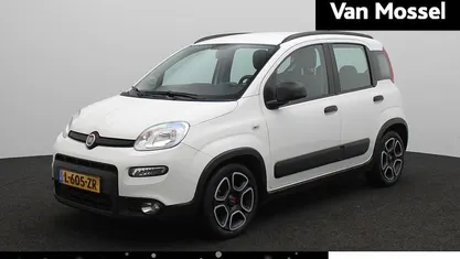 Occasion 2021 Fiat Panda City Life Hatchback | € 12.945 (Eerlijke prijs)