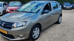 Gebruikt 2013 Dacia Sandero Ambiance Hatchback | € 4.950 (Super prijs)