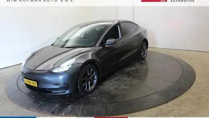 Occasion 2021 Tesla Model 3 Long Range AWD Sedan | € 26.440 (Eerlijke prijs)