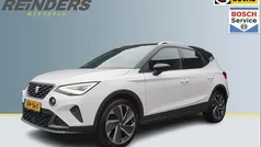 Wit Gebruikt 2024 Seat Arona Business SUV | € 23.900 (Eerlijke prijs)