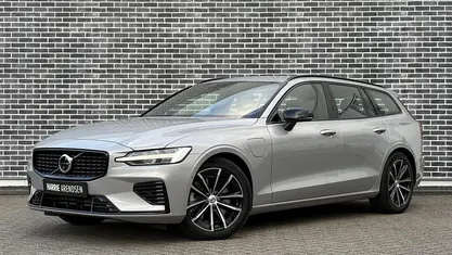 Occasion Volvo V60 Plus 2025 Grijs Stationwagen